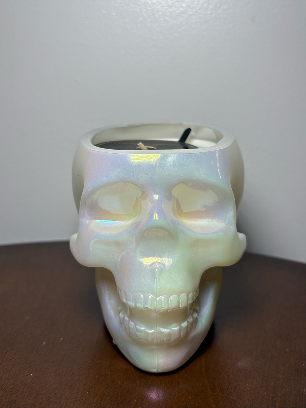 Christian Siriano Iridescent Pearl Skull Candle